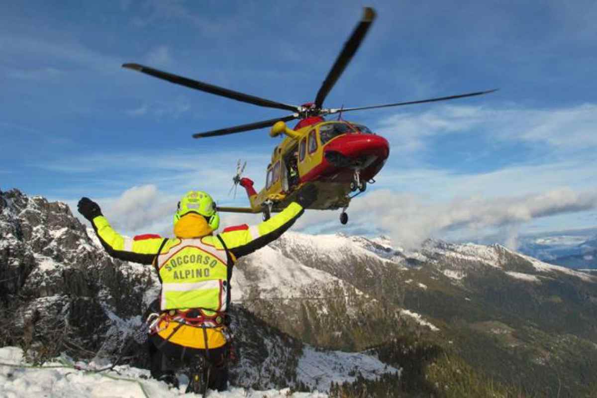 Famiglia si perde in montagna